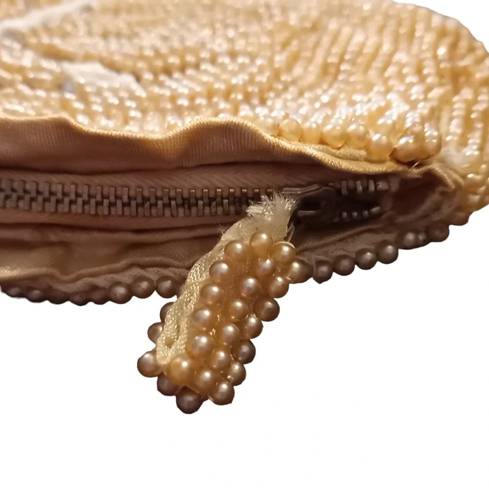 Vtg Debbie Faux Pearl Flower Beaded Purse Bag Clutch Japan Zip Close 9.5x5
